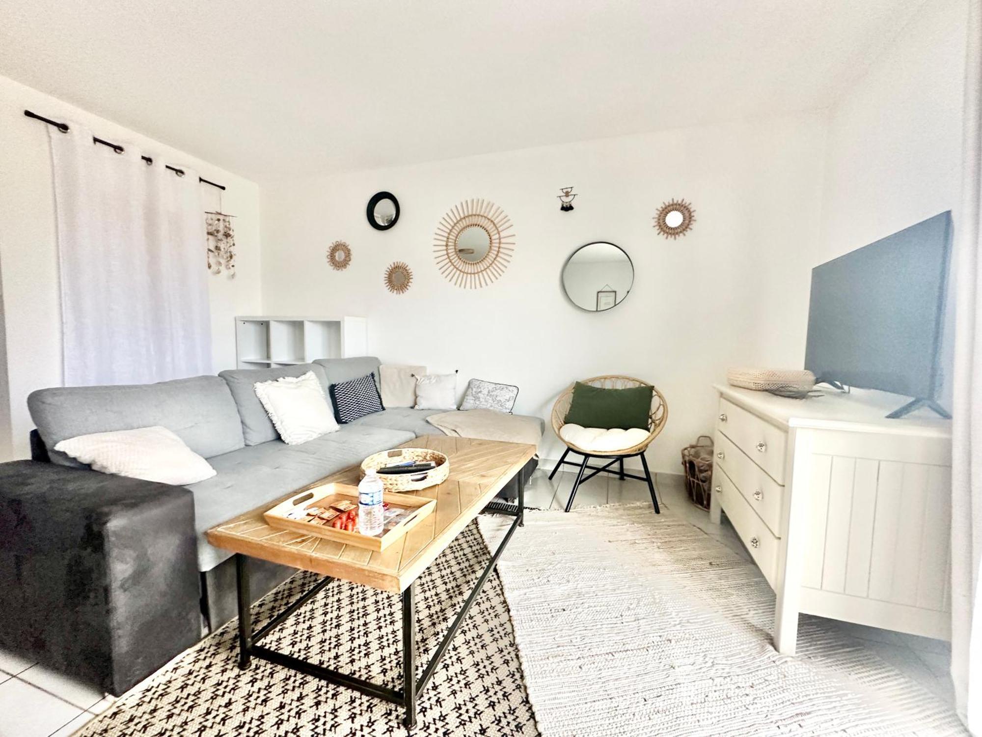 Appartamento L'Arsene, Un Cocon Avec Terrasse Panazol Esterno foto